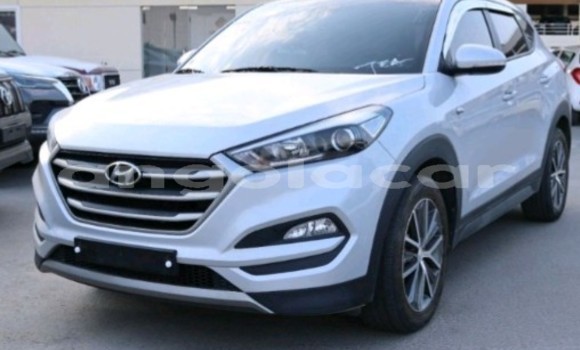 Comprar Usado Hyundai Tucson Branco Carro em Luanda em Luanda Province Comprar Usado Hyundai Tucson Branco Carro em Luanda em Luanda Province