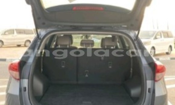 Acheter Occasion Voiture Hyundai Tucson Blanc à Luanda, Province de Luanda Acheter Occasion Voiture Hyundai Tucson Blanc à Luanda, Province de Luanda