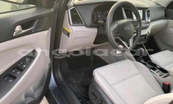 Acheter Occasion Voiture Hyundai Tucson Blanc à Luanda, Province de Luanda Acheter Occasion Voiture Hyundai Tucson Blanc à Luanda, Province de Luanda