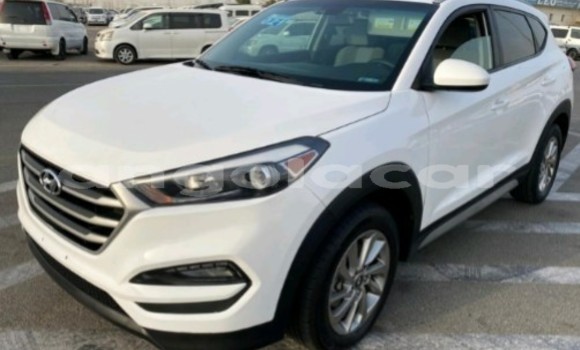 Acheter Occasion Voiture Hyundai Tucson Blanc à Luanda, Province de Luanda Acheter Occasion Voiture Hyundai Tucson Blanc à Luanda, Province de Luanda
