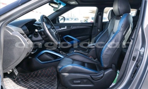 Buy Used Hyundai Veloster Other Car in Luanda in Luanda Province Buy Used Hyundai Veloster Other Car in Luanda in Luanda Province