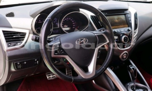 Comprar Usado Hyundai Veloster Branco Carro em Luanda em Luanda Province Comprar Usado Hyundai Veloster Branco Carro em Luanda em Luanda Province