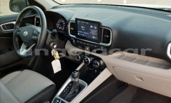 Comprar Usado Hyundai Verna Branco Carro em Luanda em Luanda Province Comprar Usado Hyundai Verna Branco Carro em Luanda em Luanda Province