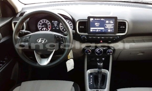 Comprar Usado Hyundai Verna Branco Carro em Luanda em Luanda Province Comprar Usado Hyundai Verna Branco Carro em Luanda em Luanda Province