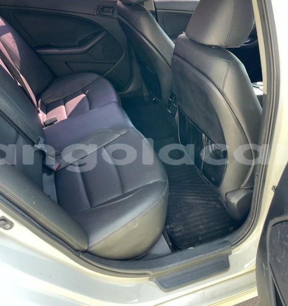 Big with watermark kia sportage luanda province luanda 21689