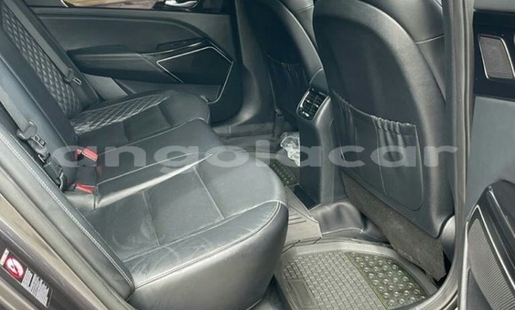 Buy Used Kia K7 Black Car in Luanda in Luanda Province Buy Used Kia K7 Black Car in Luanda in Luanda Province