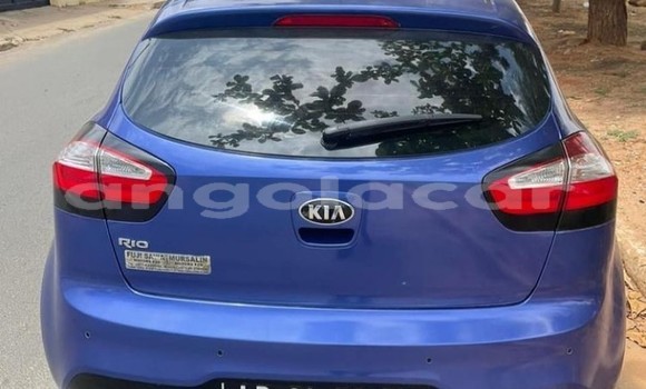 Acheter Occasion Voiture Kia rio Bleu à Luanda, Province de Luanda Acheter Occasion Voiture Kia rio Bleu à Luanda, Province de Luanda