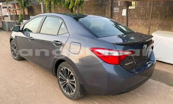 Comprar Usado Toyota Corolla Outro Carro em Luena em Moxico