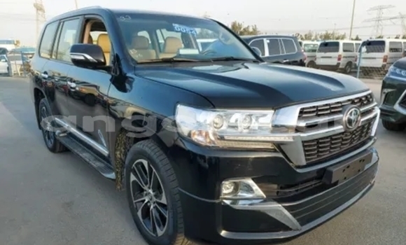 Buy Used Toyota Land Cruiser Black Car in Luanda in Luanda Province Buy Used Toyota Land Cruiser Black Car in Luanda in Luanda Province