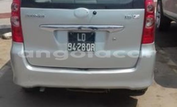 Acheter Occasion Voiture Toyota Avanza Gris à Luanda, Province de Luanda Acheter Occasion Voiture Toyota Avanza Gris à Luanda, Province de Luanda