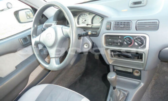 Acheter Occasion Voiture Toyota Starlet Rouge à Luanda, Province de Luanda Acheter Occasion Voiture Toyota Starlet Rouge à Luanda, Province de Luanda