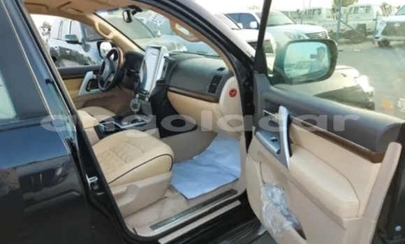 Comprar Usado Toyota Land Cruiser Preto Carro em Luanda em Luanda Province Comprar Usado Toyota Land Cruiser Preto Carro em Luanda em Luanda Province