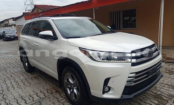 Comprar Usado Toyota Highlander Preto Carro em Luanda em Luanda Province Comprar Usado Toyota Highlander Preto Carro em Luanda em Luanda Province