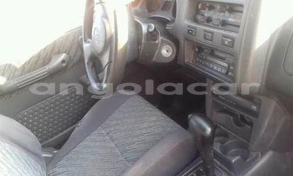 Acheter Occasion Voiture Toyota RAV4 Blanc à Luanda, Province de Luanda Acheter Occasion Voiture Toyota RAV4 Blanc à Luanda, Province de Luanda