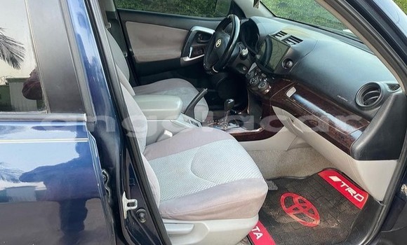 Buy Used Toyota RAV4 Blue Car in Luanda in Luanda Province Buy Used Toyota RAV4 Blue Car in Luanda in Luanda Province