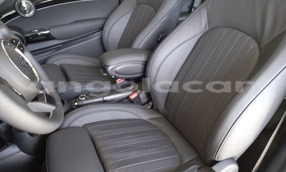 Buy Used MINI Cooper Green Car in Luanda in Luanda Province Buy Used MINI Cooper Green Car in Luanda in Luanda Province