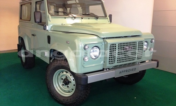 Comprar Usado Land Rover Defender Outro Carro em Luanda em Luanda Province Comprar Usado Land Rover Defender Outro Carro em Luanda em Luanda Province