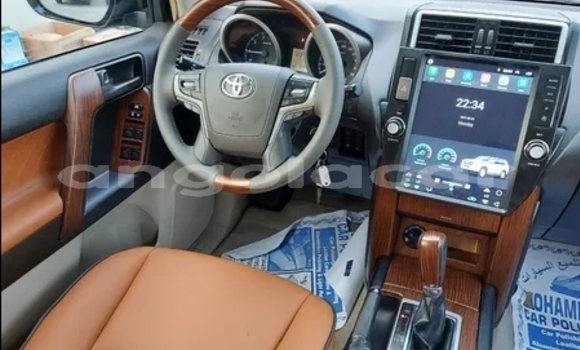 Buy Used Toyota Land Cruiser Black Car in Luanda in Luanda Province