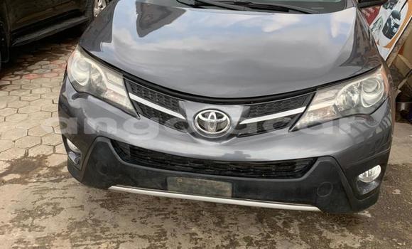 Comprar Usado Toyota RAV4 Outro Carro em Luanda em Luanda Province Comprar Usado Toyota RAV4 Outro Carro em Luanda em Luanda Province