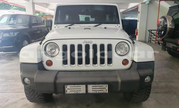Comprar Usado Jeep Wrangler Outro Carro em Luanda em Luanda Province