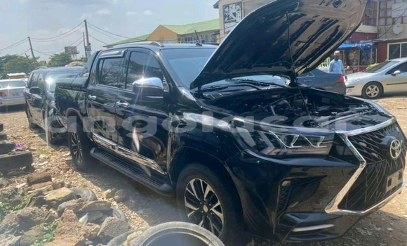Acheter Occasion Voiture Toyota Hiluxe VIGO Noir à Luena, Moxico Acheter Occasion Voiture Toyota Hiluxe VIGO Noir à Luena, Moxico