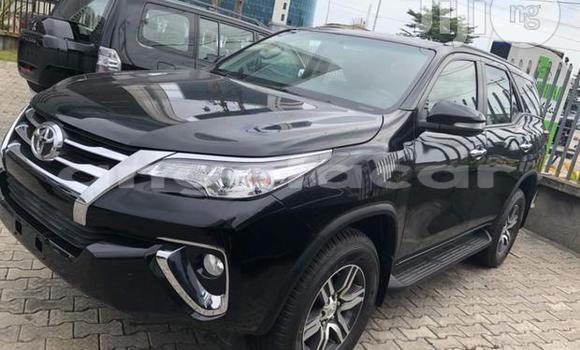 Comprar Usado Toyota Fortuner Outro Carro em Luanda em Luanda Province