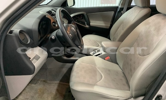 Buy Used Toyota RAV4 Silver Car in Luanda in Luanda Province Buy Used Toyota RAV4 Silver Car in Luanda in Luanda Province