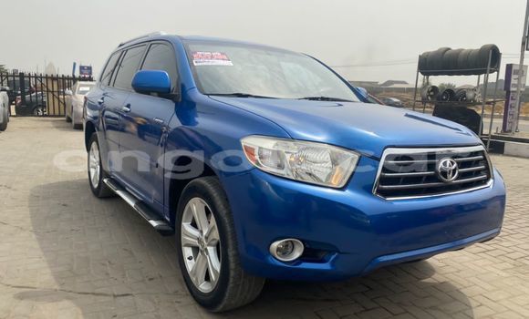 Buy Used Toyota Highlander Blue Car in Luanda in Luanda Province Buy Used Toyota Highlander Blue Car in Luanda in Luanda Province