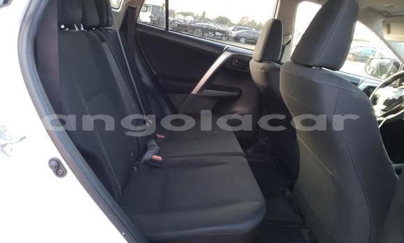 Comprar Usado Toyota Corolla Branco Carro em Luanda em Luanda Province Comprar Usado Toyota Corolla Branco Carro em Luanda em Luanda Province