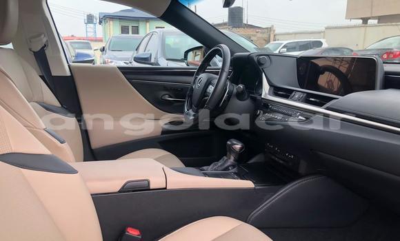 Comprar Usado Lexus ES Preto Carro em Luanda em Luanda Province Comprar Usado Lexus ES Preto Carro em Luanda em Luanda Province