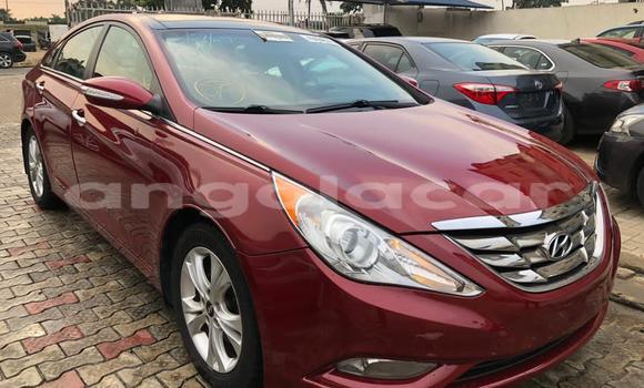 Buy Used Hyundai Sonata Red Car in Luanda in Luanda Province
