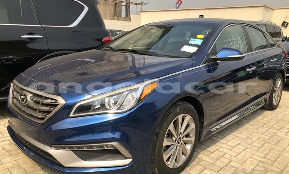 Buy Used Hyundai Sonata Blue Car in Luanda in Luanda Province Buy Used Hyundai Sonata Blue Car in Luanda in Luanda Province