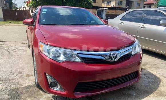 Acheter Occasion Voiture Toyota Camry Rouge à Luanda, Province de Luanda Acheter Occasion Voiture Toyota Camry Rouge à Luanda, Province de Luanda