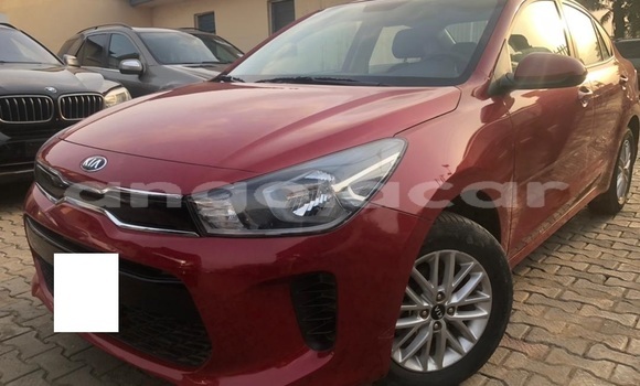 Acheter Occasion Voiture Kia rio Rouge à Luanda, Province de Luanda Acheter Occasion Voiture Kia rio Rouge à Luanda, Province de Luanda