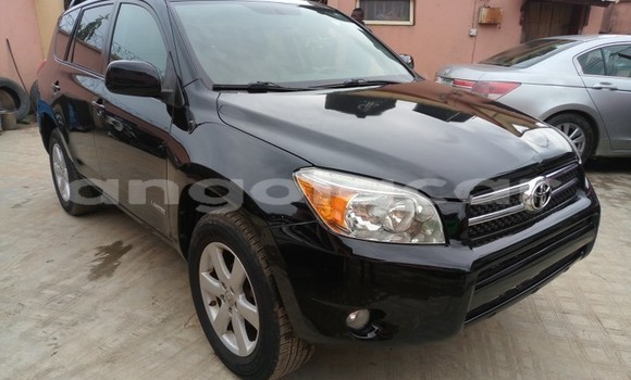 Buy Used Toyota RAV4 Black Car in Luanda in Luanda Province Buy Used Toyota RAV4 Black Car in Luanda in Luanda Province