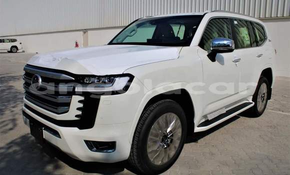Acheter Occasion Voiture Toyota Land Cruiser Blanc à Luanda, Province de Luanda