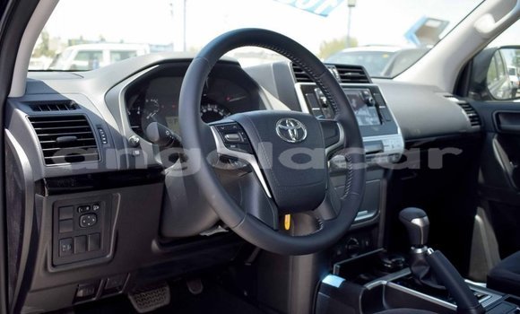 Acheter Neuf Voiture Toyota Land Cruiser Prado Noir à Import - Dubai, Province de Bengo Acheter Neuf Voiture Toyota Land Cruiser Prado Noir à Import - Dubai, Province de Bengo