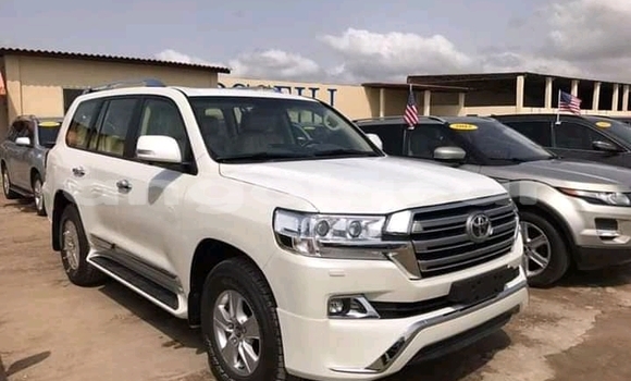 Comprar Usado Toyota Land Cruiser Outro Carro em Luanda em Luanda Province Comprar Usado Toyota Land Cruiser Outro Carro em Luanda em Luanda Province