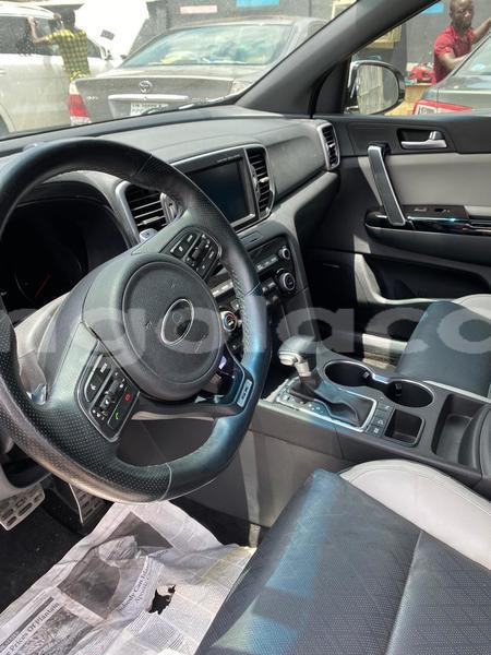 Big with watermark kia sportage luanda province luanda 22247