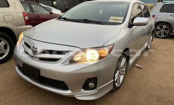 Buy Used Toyota Corolla Silver Car in Luanda in Luanda Province