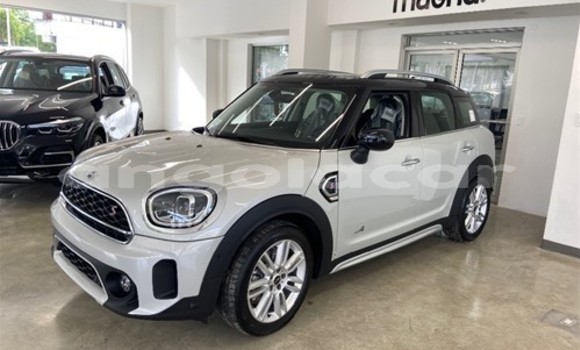 Comprar Usado MINI Cooper Prata Carro em Luanda em Luanda Province