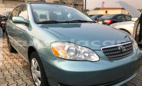 Acheter Occasion Voiture Toyota Corolla Vert à Luanda, Province de Luanda Acheter Occasion Voiture Toyota Corolla Vert à Luanda, Province de Luanda