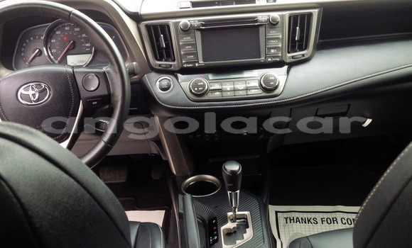 Comprar Usado Toyota RAV4 Azul Carro em Luanda em Luanda Province Comprar Usado Toyota RAV4 Azul Carro em Luanda em Luanda Province