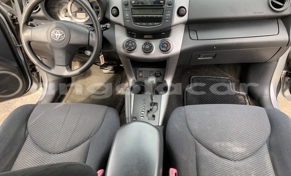 Buy Used Toyota RAV4 Silver Car in Luanda in Luanda Province Buy Used Toyota RAV4 Silver Car in Luanda in Luanda Province
