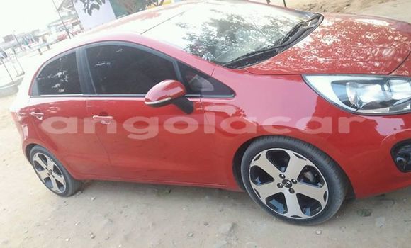 Acheter Occasion Voiture Kia rio Rouge à Luanda, Province de Luanda