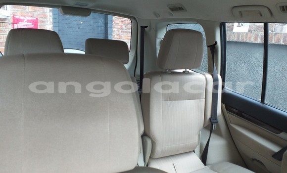 Buy Used Mitsubishi Pajero White Car in Luanda in Luanda Province Buy Used Mitsubishi Pajero White Car in Luanda in Luanda Province