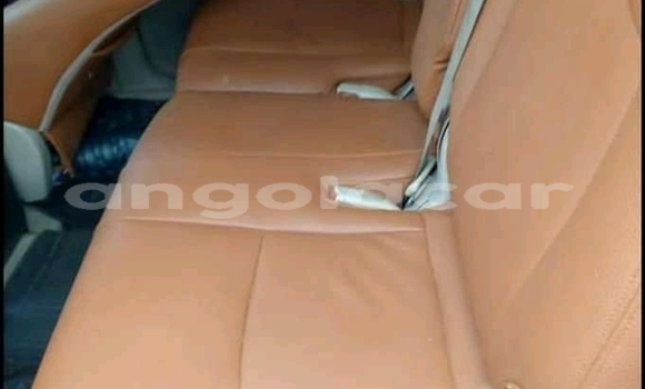 Acheter Occasion Voiture Toyota Land Cruiser Prado Blanc à Luanda, Province de Luanda Acheter Occasion Voiture Toyota Land Cruiser Prado Blanc à Luanda, Province de Luanda
