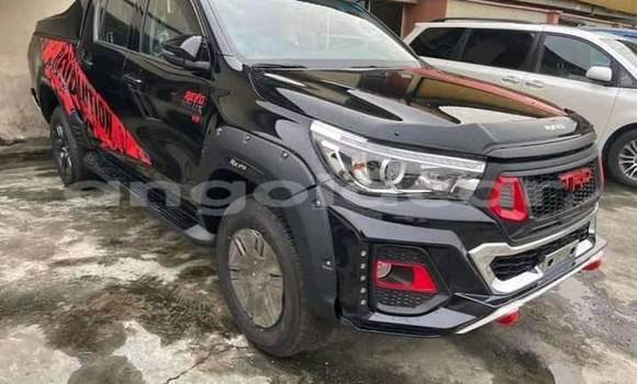 Buy Used Toyota Hilux Black Car in Luena in Moxico Buy Used Toyota Hilux Black Car in Luena in Moxico