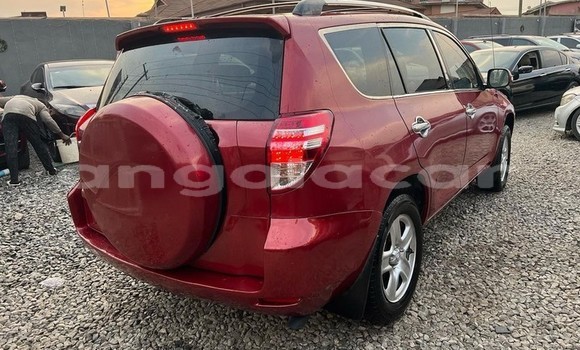 Comprar Usado Toyota RAV4 Vermelho Carro em Luanda em Luanda Province Comprar Usado Toyota RAV4 Vermelho Carro em Luanda em Luanda Province