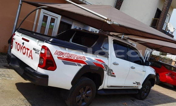 Comprar Usado Toyota Hilux Branco Carro em Luanda em Luanda Province Comprar Usado Toyota Hilux Branco Carro em Luanda em Luanda Province